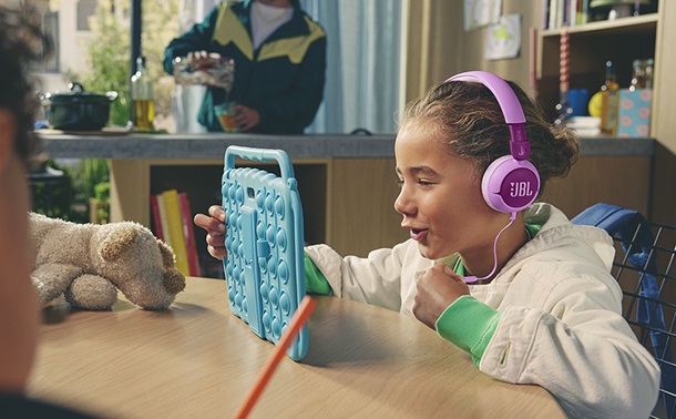 Tai nghe Bluetooth JBL Junior 320 chính hãng